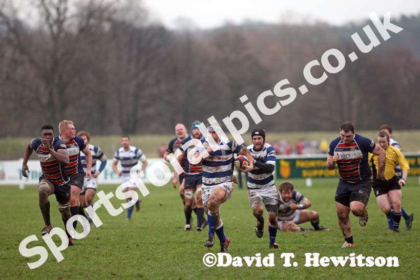 No catching Tynedale's Matty Shieds as he runs half the length of the field to scoring a try against Old Albanians. Photo: David T. Hewitson/Sports for All Pics